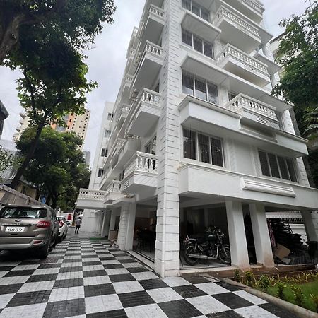 White House By Maxxvalue Service Apartments Bandra Mumbai  Buitenkant foto
