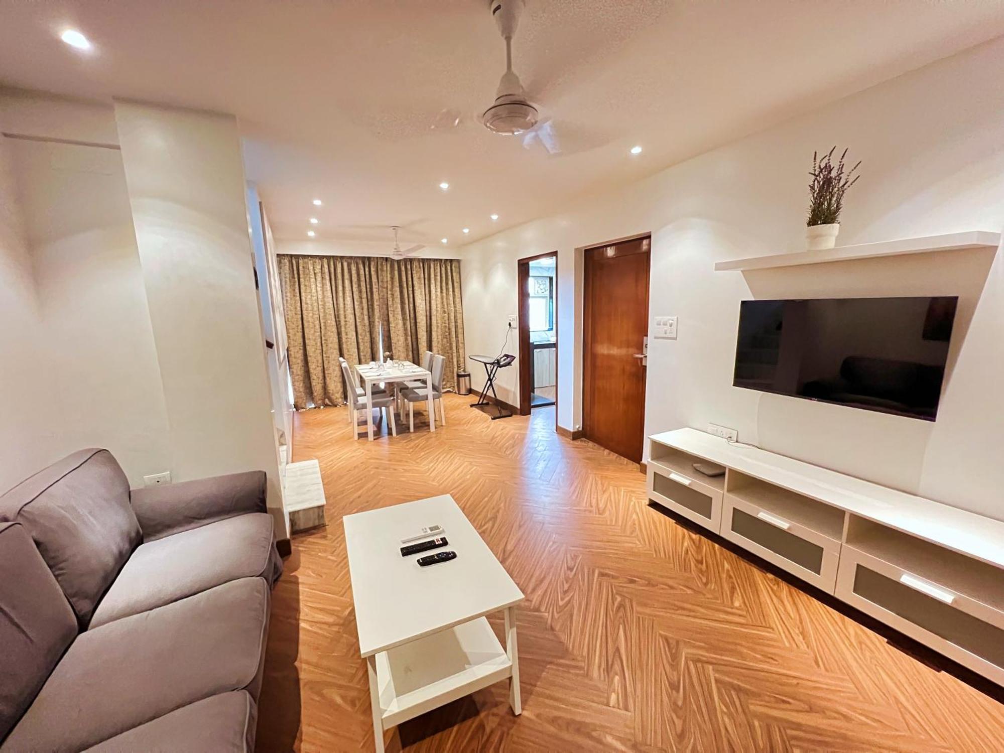 White House By Maxxvalue Service Apartments Bandra Mumbai  Buitenkant foto