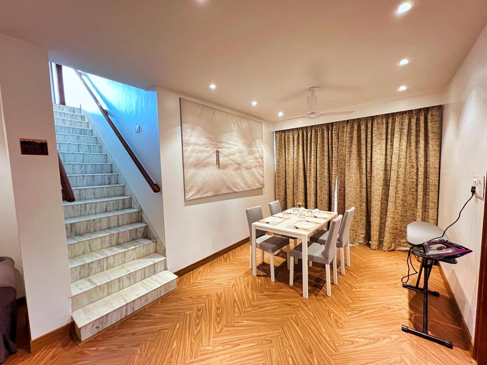 White House By Maxxvalue Service Apartments Bandra Mumbai  Buitenkant foto