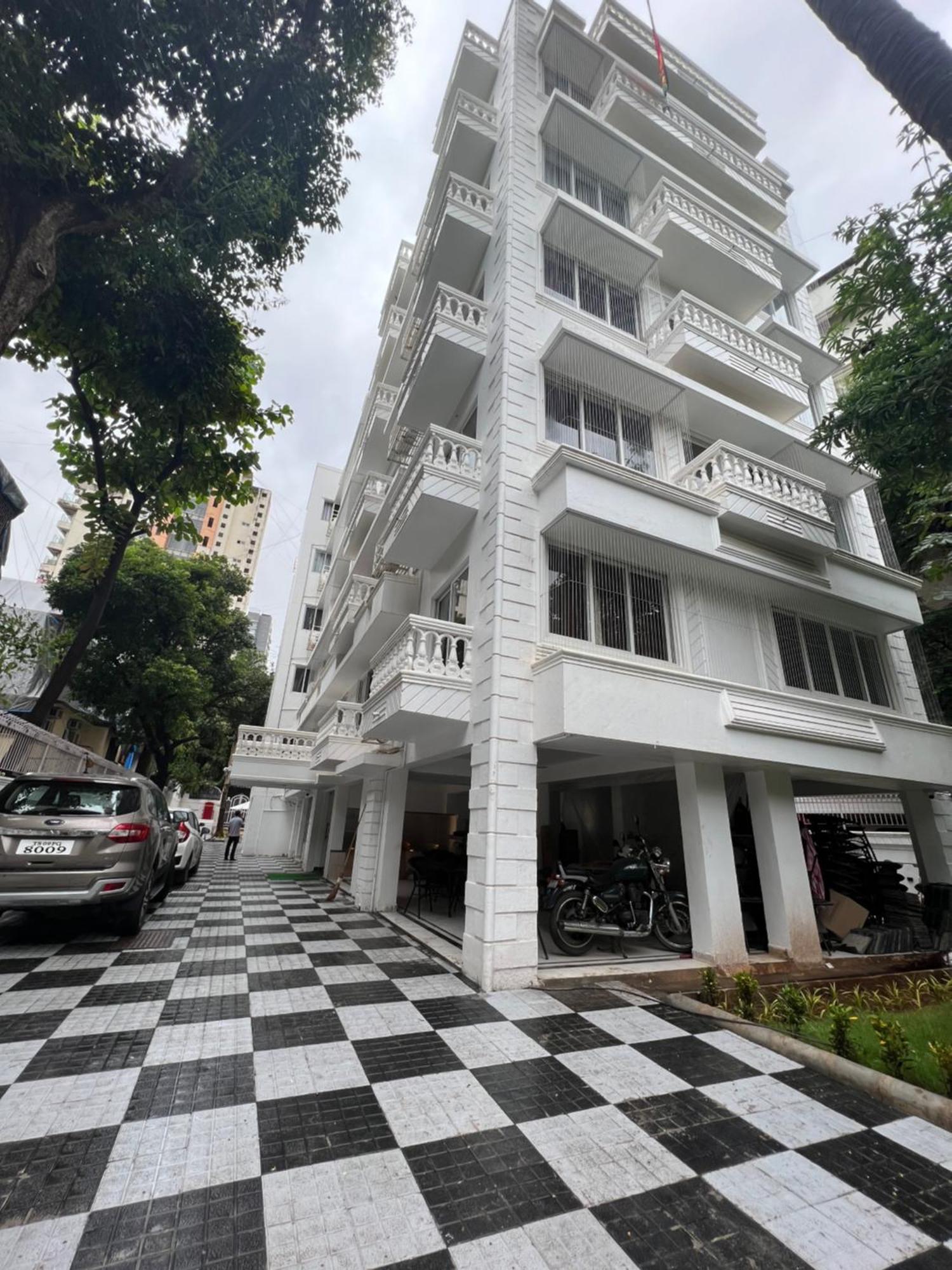 White House By Maxxvalue Service Apartments Bandra Mumbai  Buitenkant foto