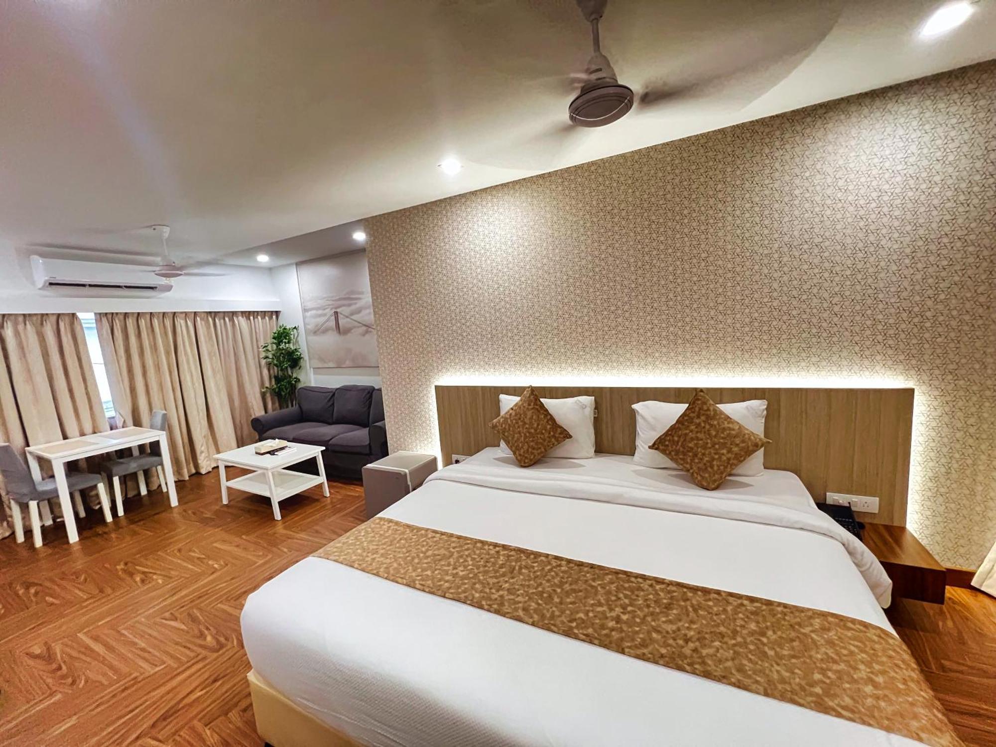 White House By Maxxvalue Service Apartments Bandra Mumbai  Buitenkant foto
