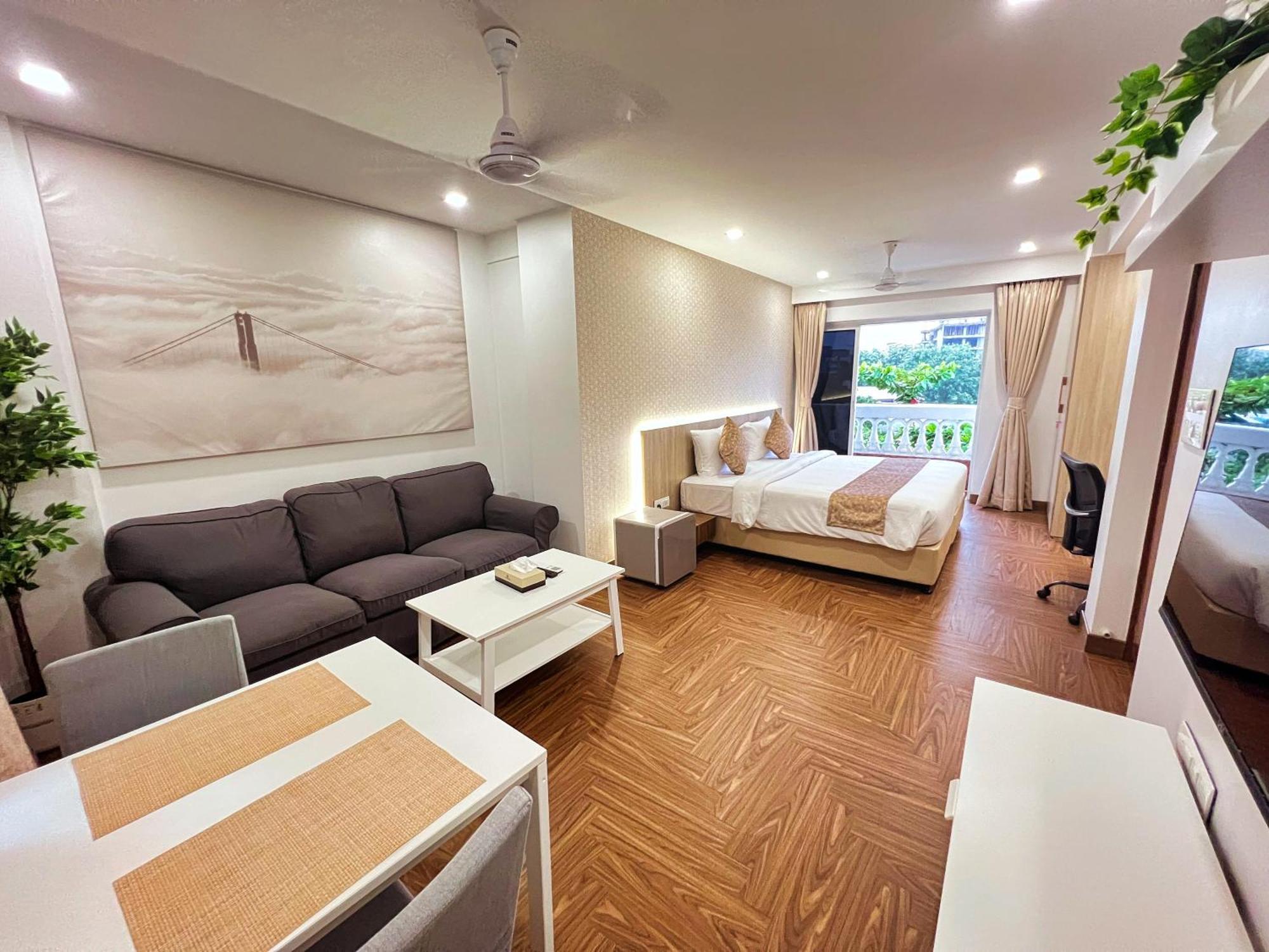 White House By Maxxvalue Service Apartments Bandra Mumbai  Buitenkant foto